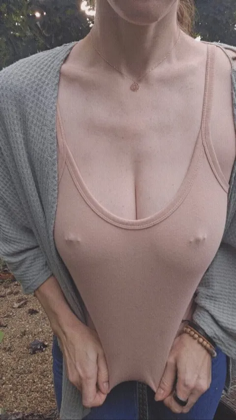 A nude colored tanktop to add to the fun today 😋