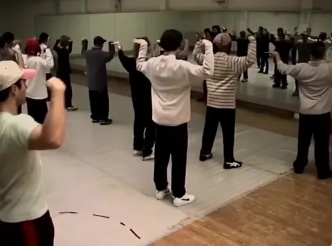 The making of Daft Punk's "Around the world" music video in 1997, directed by Michael Gondry