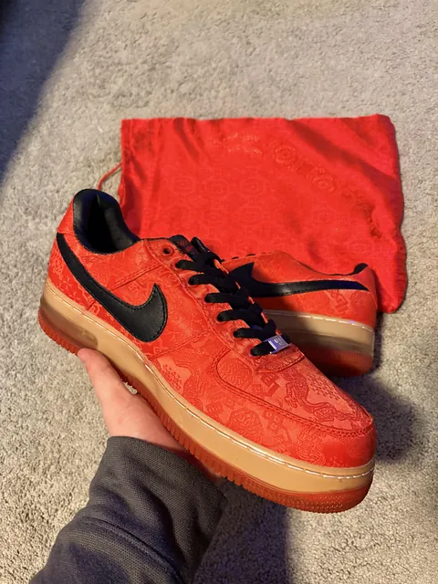 $40 from a garage sale, never worn. What exactly did I buy?