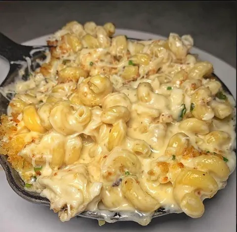 Might be the best looking Mac n cheese I’ve ever laid my eyes on 🤤🤤🤤🤤
