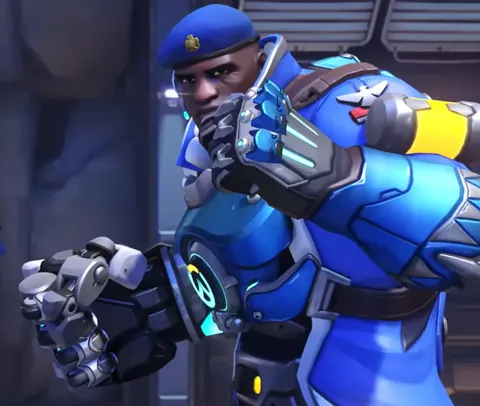 Mirrorwatch Doomfist is just Doomfist if he was a Tank in Ow1