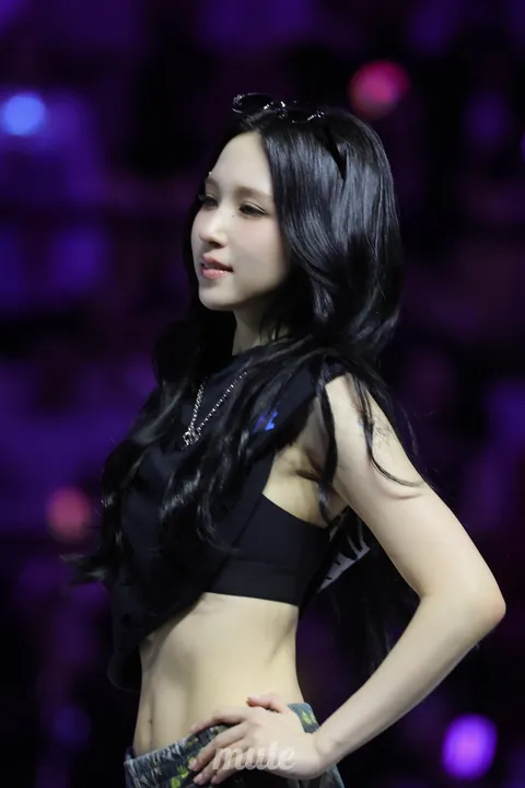 TWICE - Mina
