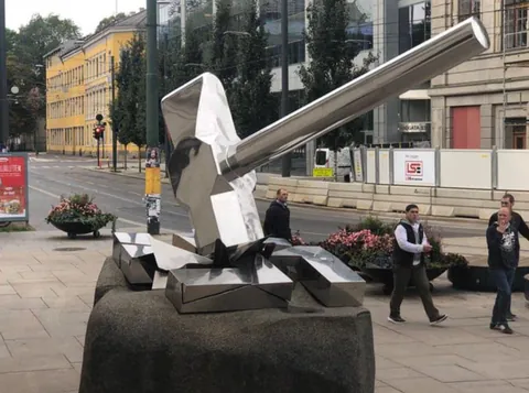The ‘Crush Nazism’ monument outside Oslo Central Station