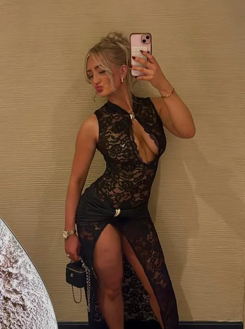 UK fitness influencer Helen Arrowsmith