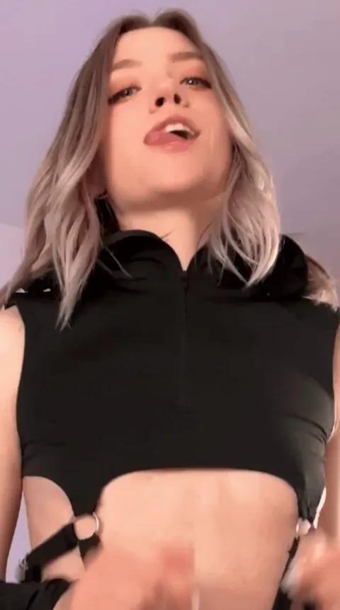 Such a naughty elven rogue knows the best way to get her look [f]