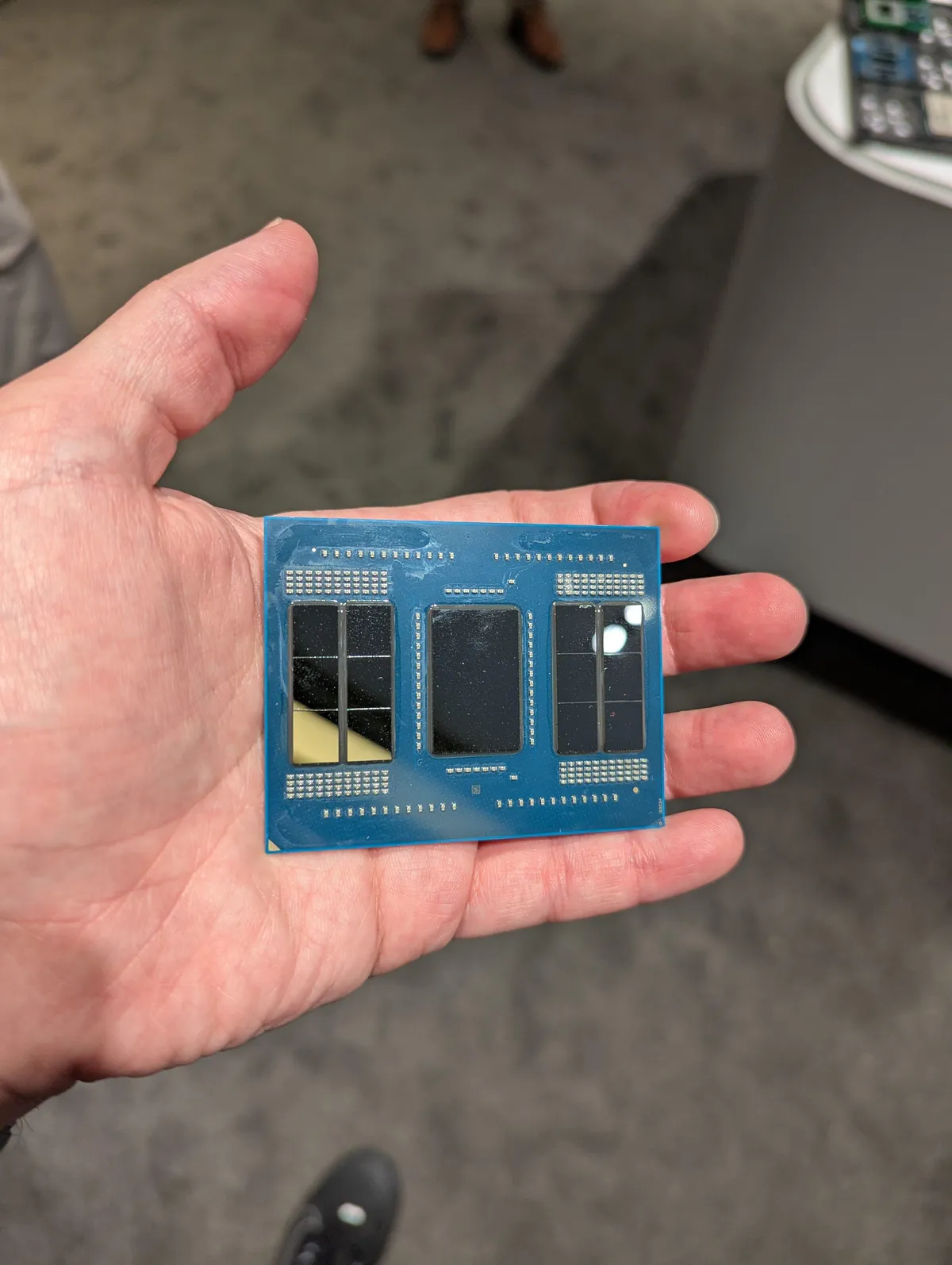 96 cores and 192 threads in one hand.