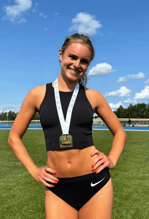 Ella Clayton- Oregon Track and Field