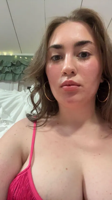 20F this is my birthday present don’t disappoint