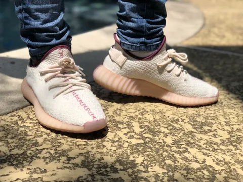 Dipped my daughters creams in wine 🍷 then washed them with bleach. Voila!