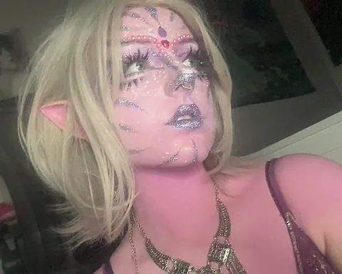 Avatar glitter makeup I did !
