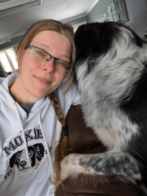 This is my bff Moxie. Yes her face is on my shirt ♥️🐾