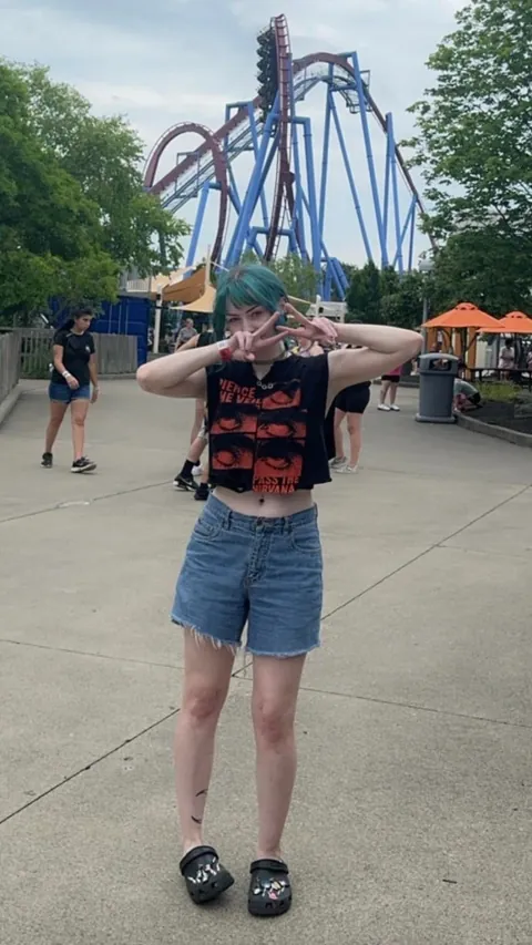 In public vs on reddit