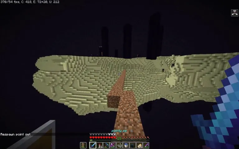 I Thought I had my elytra equipped but I was wrong, still clutched up.