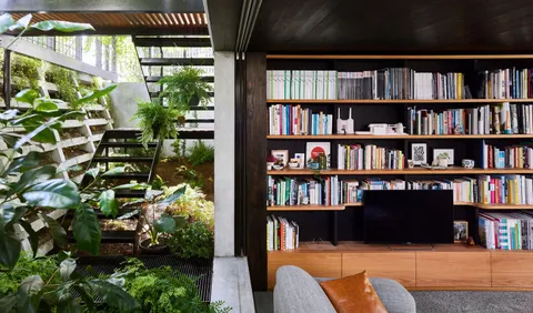 Terrarium House in Brisbane by John Ellway