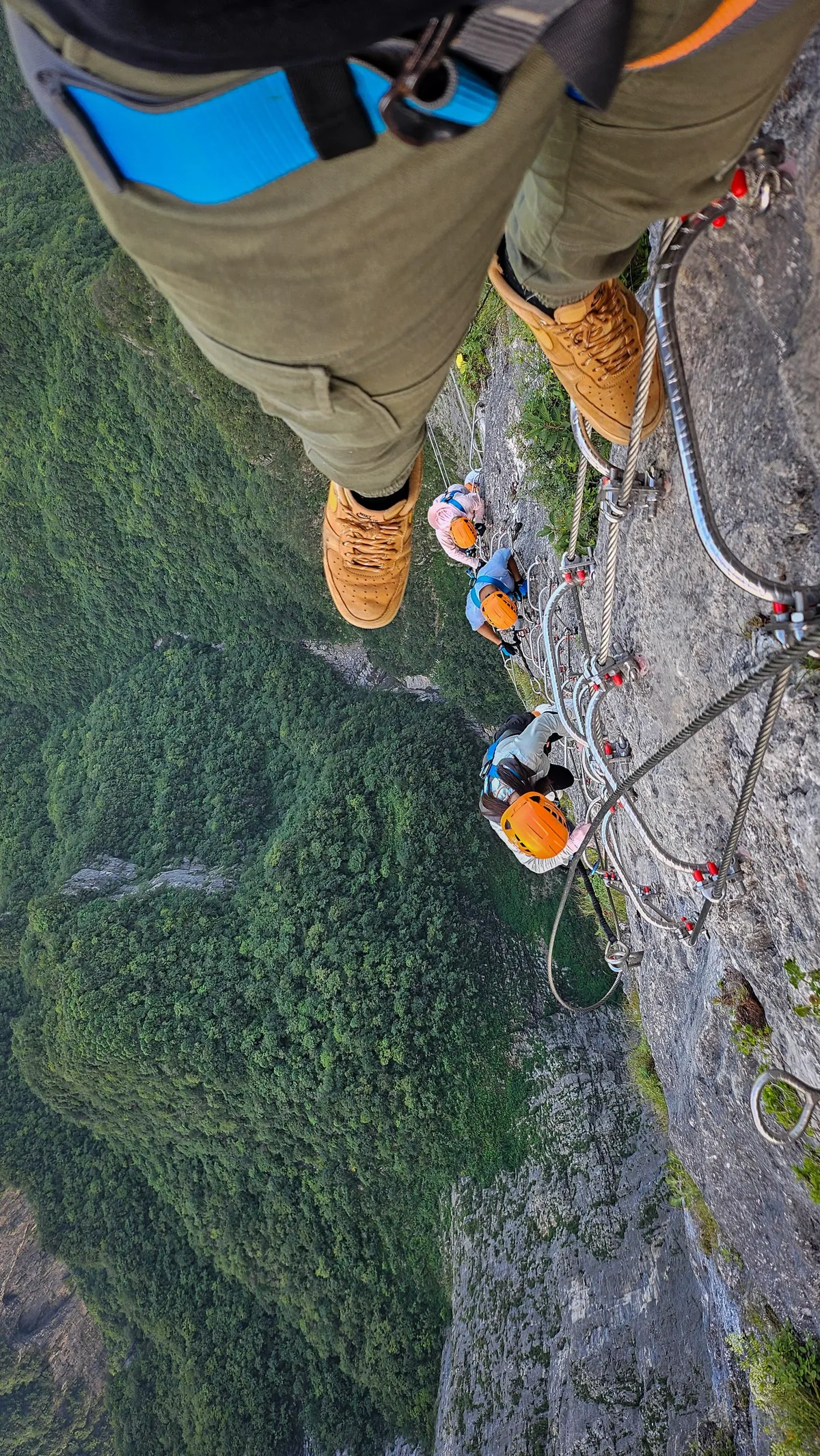 1480 meters big wall Via Ferrata and 168 meters sky ladder climbing challenge in Qixing moutain, Zhangjiajie, China during a solo travel