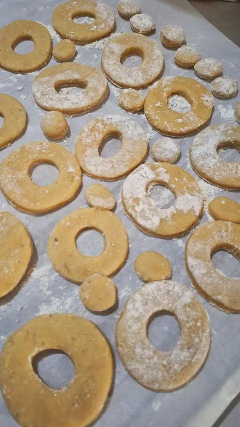 [Homemade] Old-fashioned Sour Cream Donuts