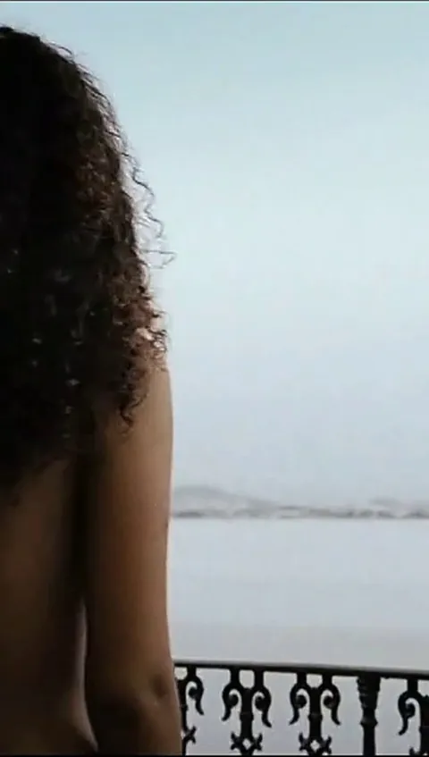 Debora Nascimento - Budapest (2009)