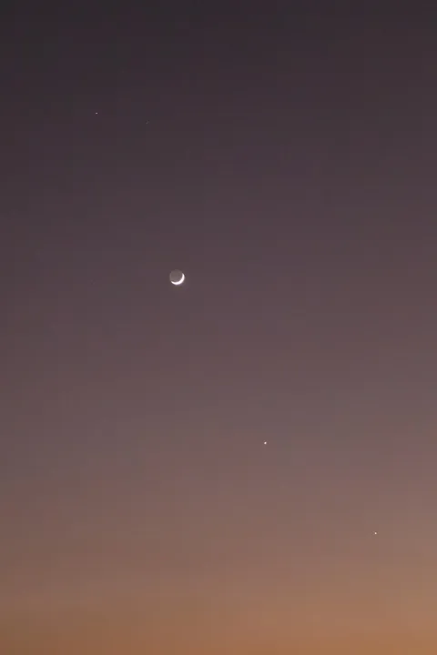 Alignment of Saturn, the Moon, Venus and Jupiter