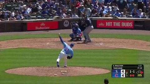 Mariners Cal Raleigh hits his second HR today to break the record for most home runs by a catcher before the All-Star break. Record previously held by Johnny Bench