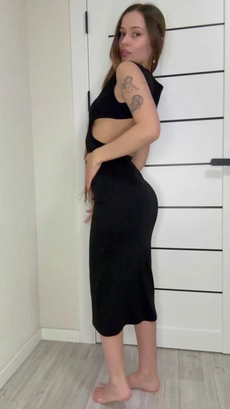 I didnt want to hide such pretty boobs and body under a dress