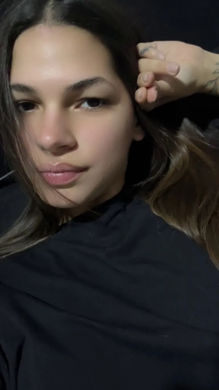 brunette natural teen