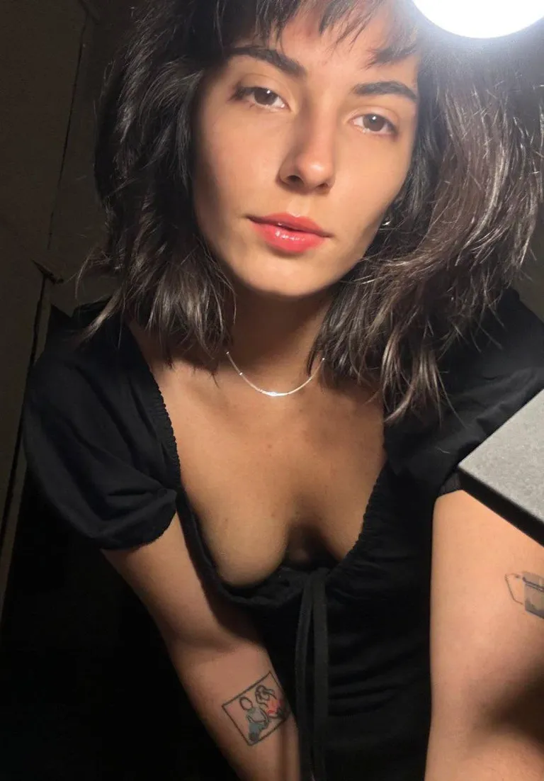 Lulling you to sleep after coming home from a night-out