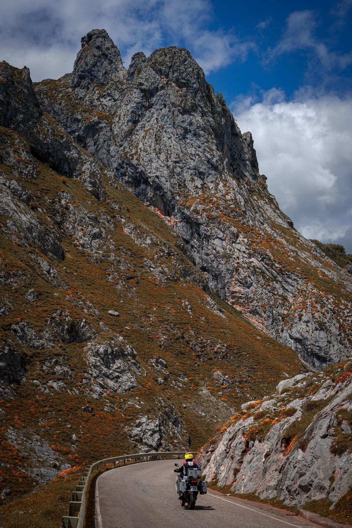 Portuguese photographer here. Just visited Picos da Europa and wanted to share a few photos of this wonderful place.
