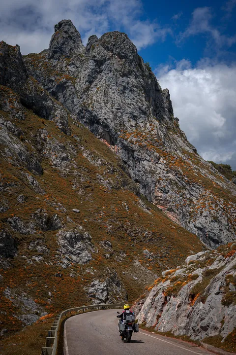Portuguese photographer here. Just visited Picos da Europa and wanted to share a few photos of this wonderful place.