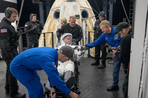 NASA’s SpaceX Crew-11 astronauts and cosmonaut after splashing down on 15 Jan 2025