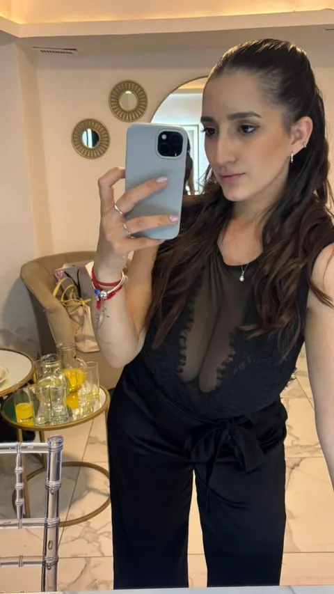 Real 30yo mom of 2, naked or nah