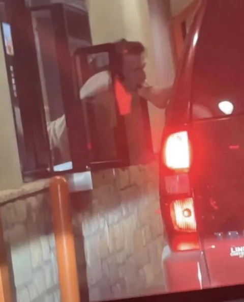 Bro just keep the damn FOOD..