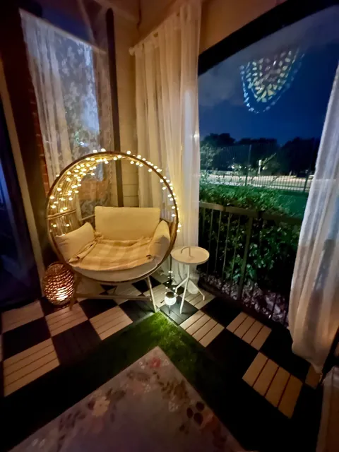 Cozy apartment patio ☀️🧚