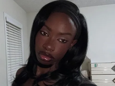 Does Cateye eyeliner look good on me?