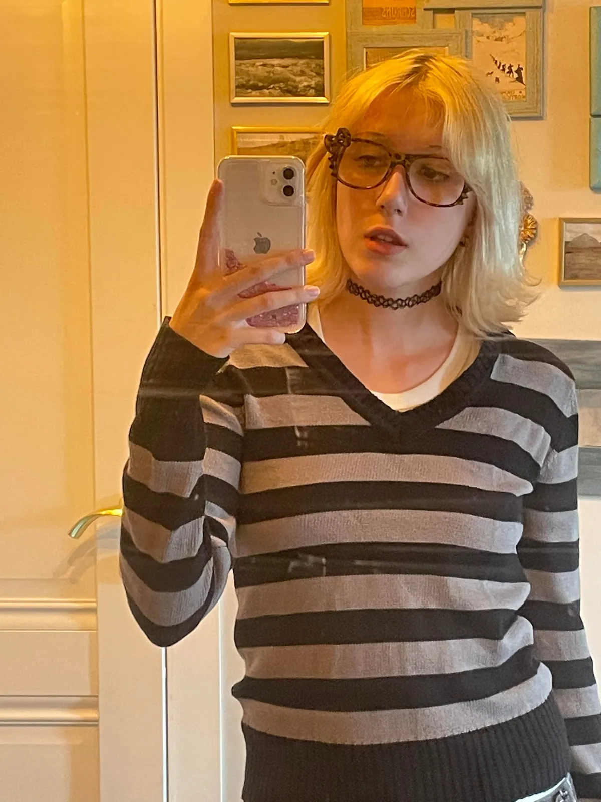 thats how the length of my hair has changed over the past year! It's very difficult to stop cutting it 