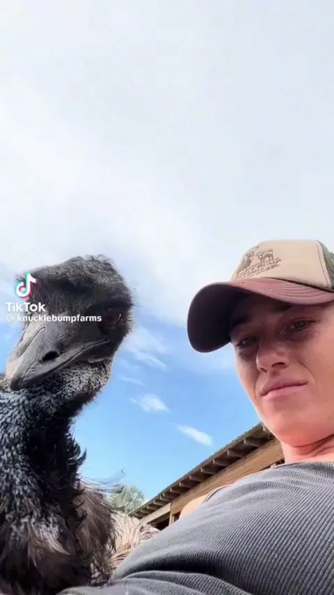 The way Emanuel just falls right asleep 😍 