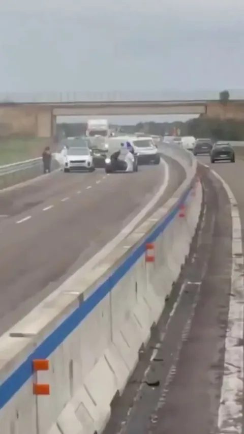 Today's 2/9/26 daylight robbery in Italy involving armored truck carrying cash