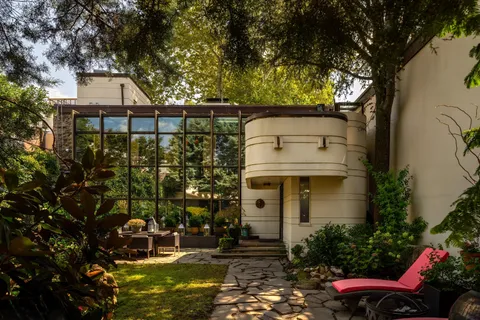 Hidden house (Philadelphia, Pennsylvania, US).