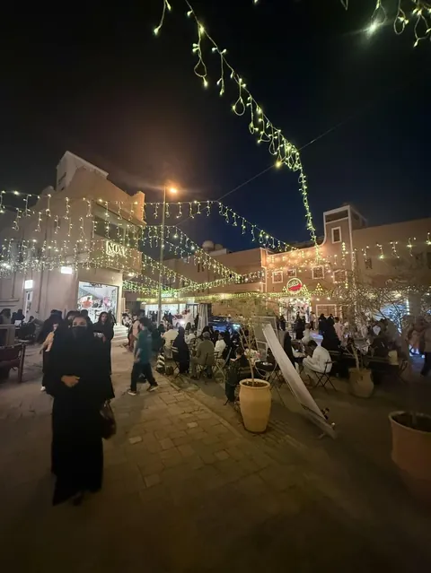 Traveled around Saudi Arabia for 9 days and it was an interesting experience. Trip report below