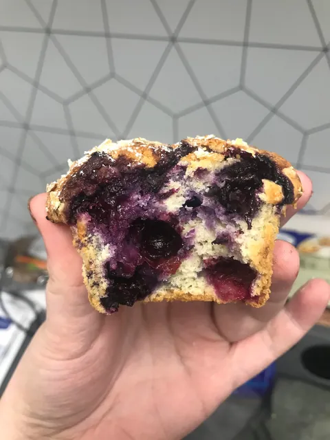 [Homemade] I made muffins and cannoli for my family