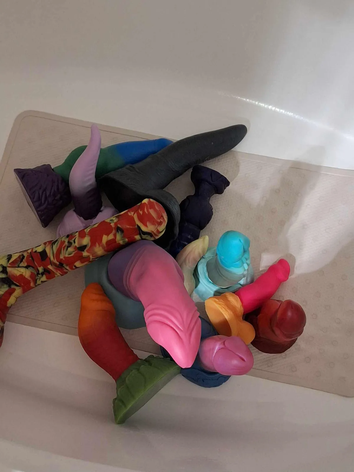 My neurodivergent special interest is bad dragon 