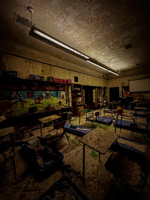 Abandoned elementary school with the power still on 