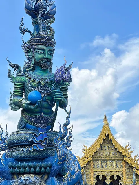 5 Days in Chiang Mai reflection. Slower Pace + Crisp Air + omg Khao Soi (curry noodle soup)