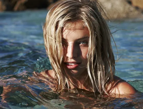 Niamh Adkins is drop dead gorgeous! You agree?