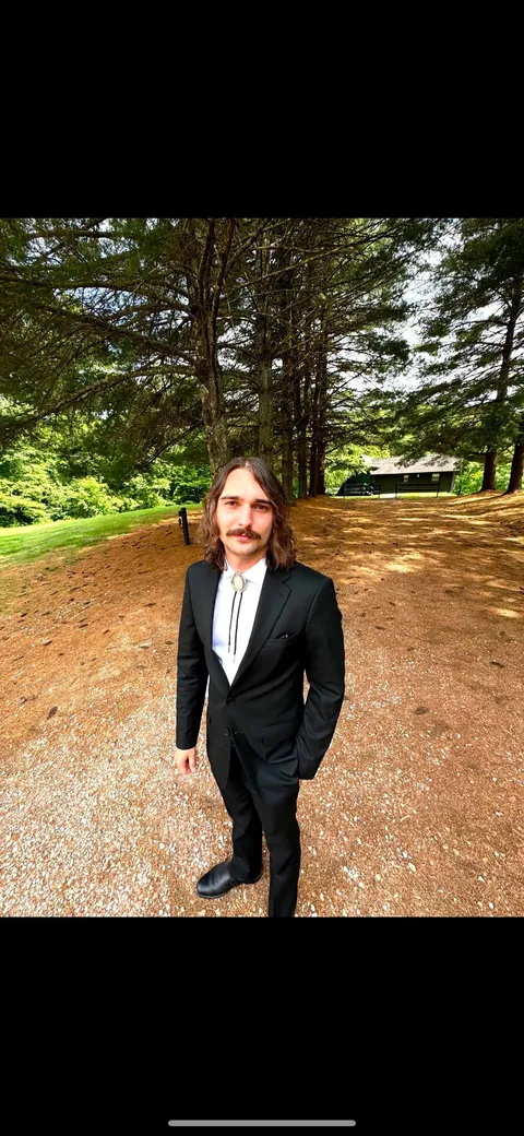 Jealous of my boyfriend’s effortless style 