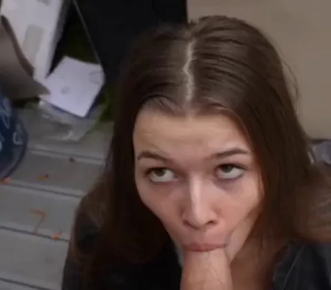 Pretty girl fucked in public