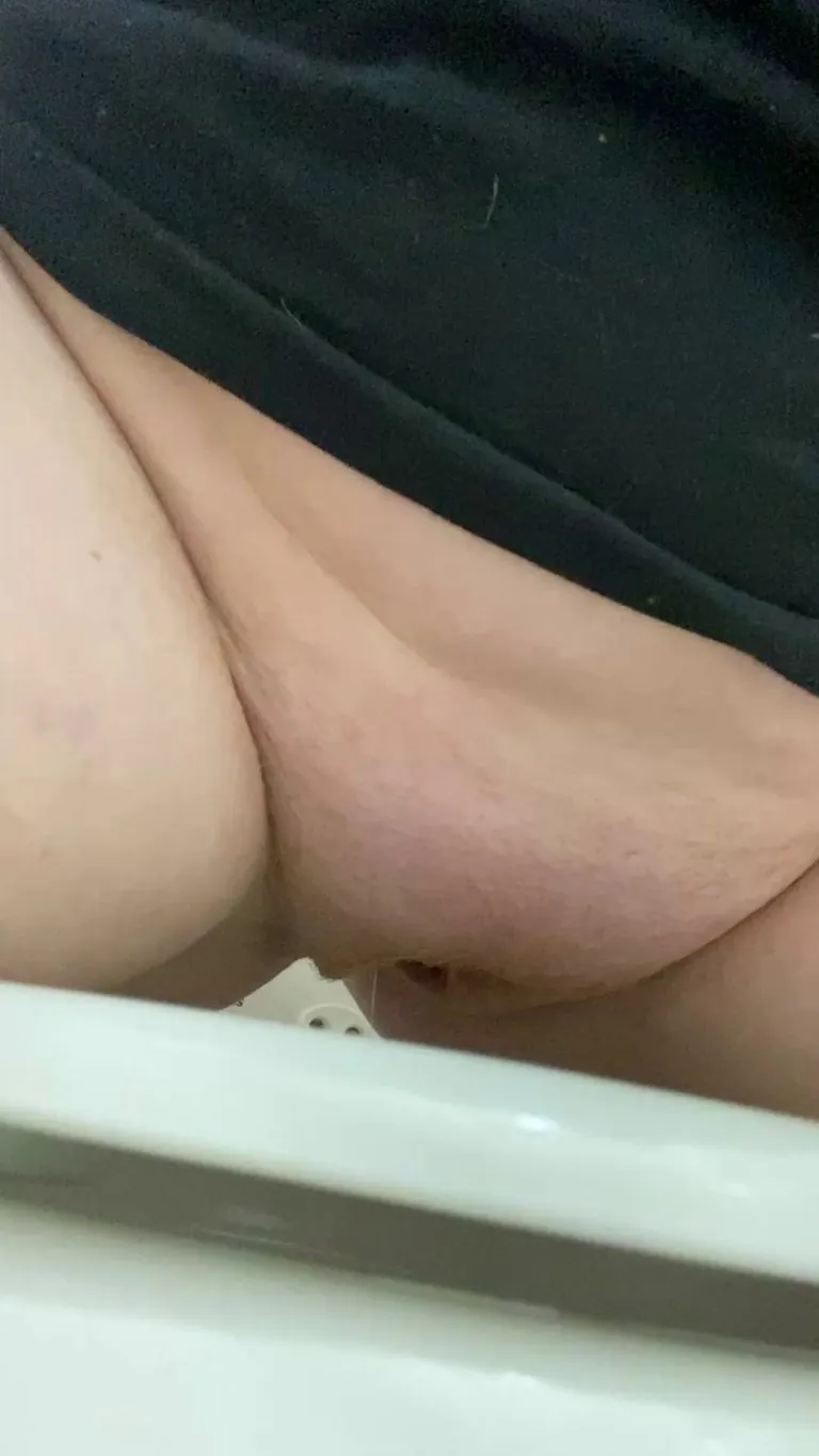 Thinking I need to make more pee content..what do you want to see?😇