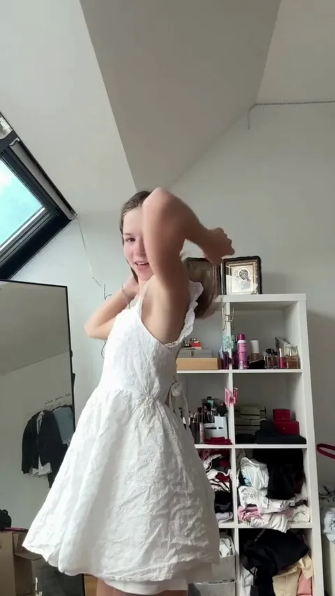 Hot undressing video for your enjoyment