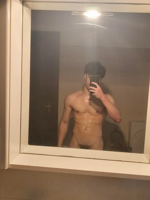 26 bi italian selfsucker