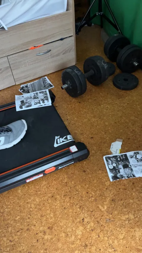 My dad just fucking destroyed my favorite comic for no reason