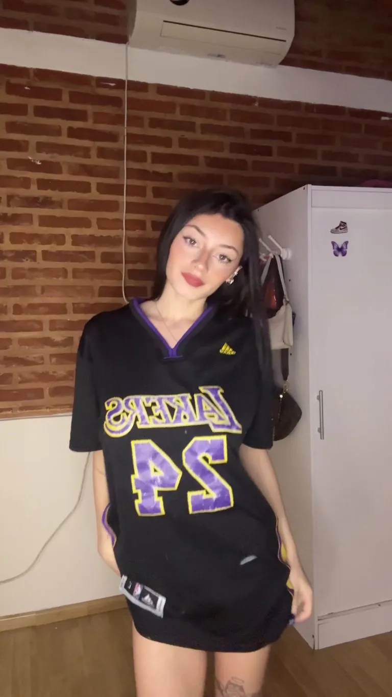 Bet you’ve never been worshipped by a Latina before